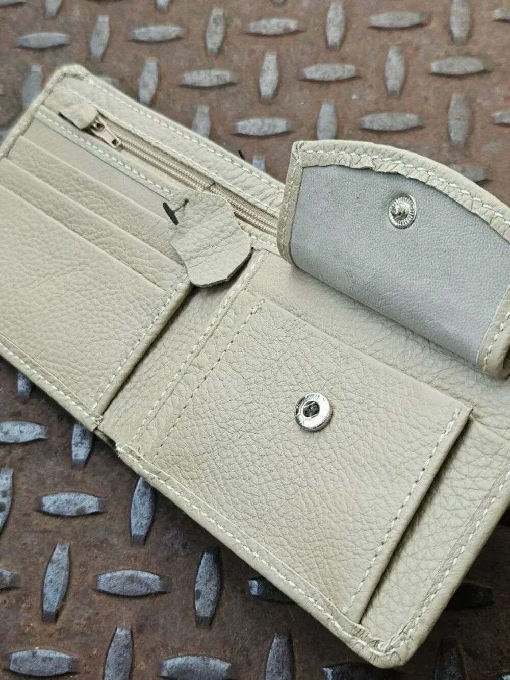 Handmade Billfold Wallet Beige Genuine Leather Bifold Card Holder Purse New